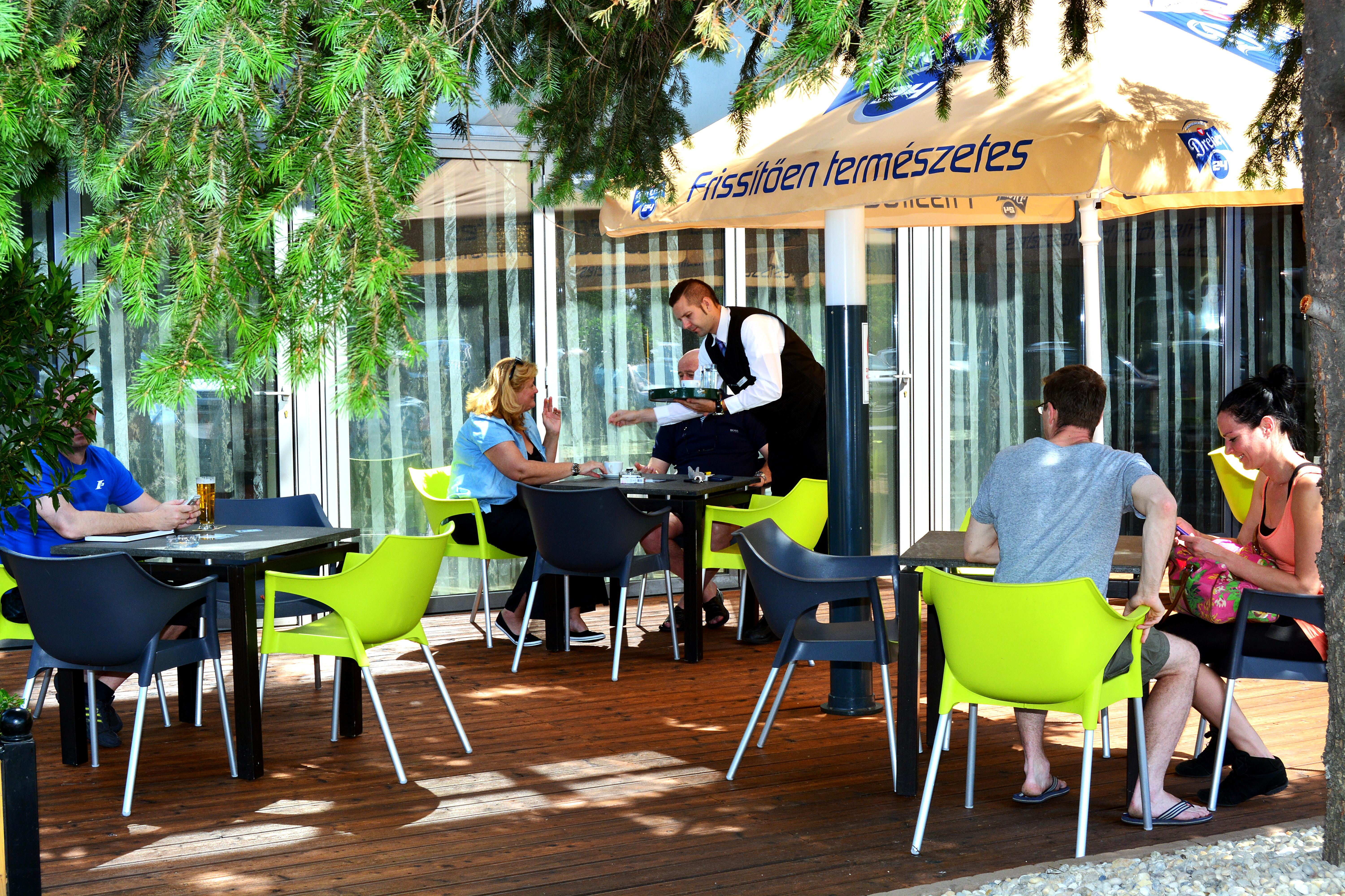 Expo Tower By Mellow Mood 4* Budapesta